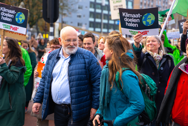 Frans Timmermans tijdens de Klimaatmars in Amsterdam.