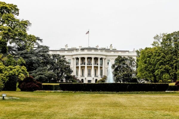 Trumps terugkeer in het Witte Huis